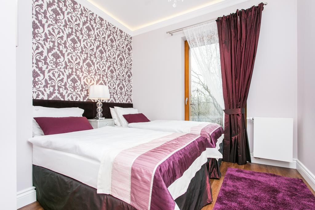 Executive 2-Bedroom Apartment Kraków Pokój zdjęcie